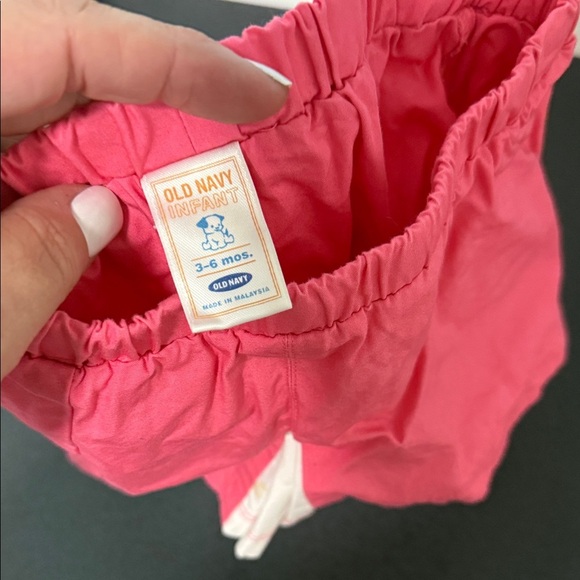 Pink Kids Skirt with Floral Detail 2004 vintage - Picture 2 of 3